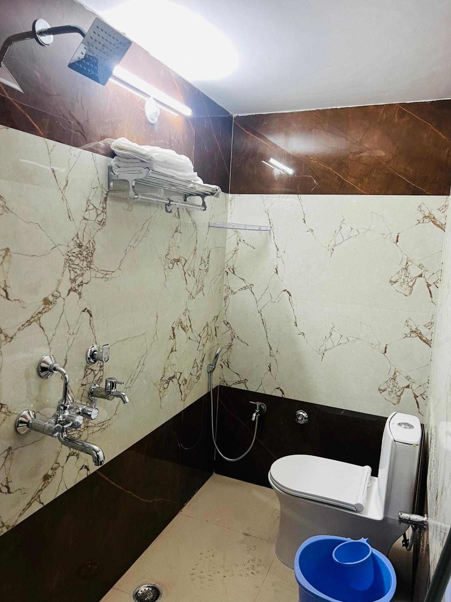 Sg Home Stay Ayodhya Exterior foto