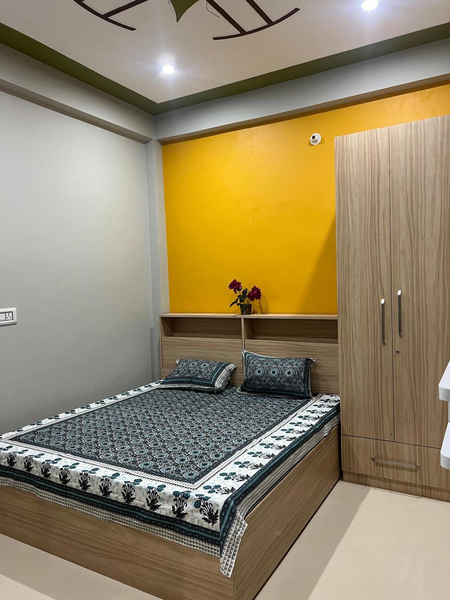 Sg Home Stay Ayodhya Exterior foto